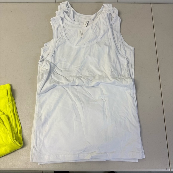 Bulk Lot of 30 Blank Canvas Unisex Tank Tops - Size XS - Picture 3 of 6